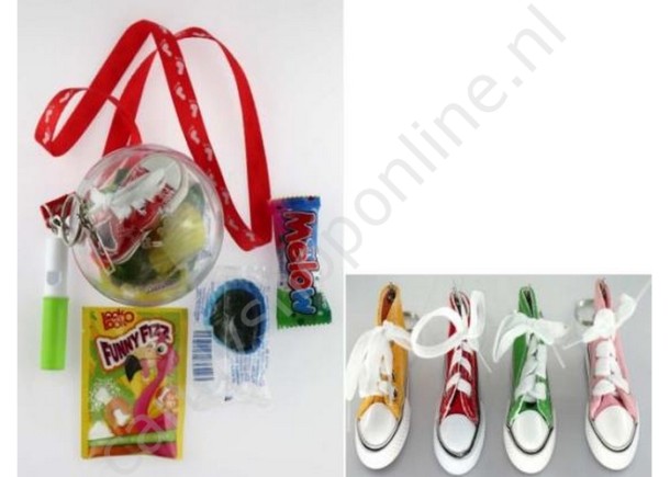 Snoepbal met Sneaker Keycord