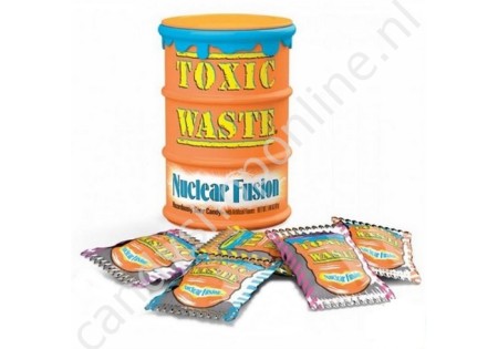 Toxic Waste Nuclear Fusion Sour Candy Drum 42gr.